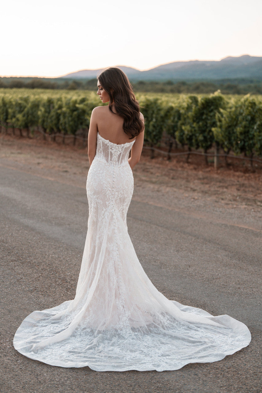 Fit and Flare Wedding Dresses Fit and Flare Wedding Dresses