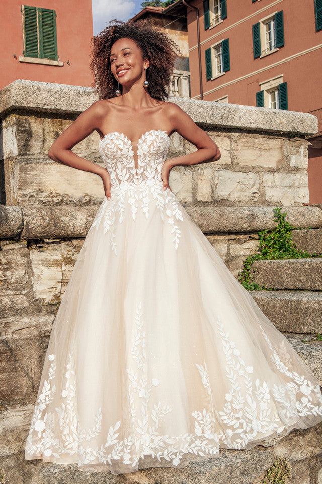 A-Line Wedding Dresses A-Line Wedding Dresses
